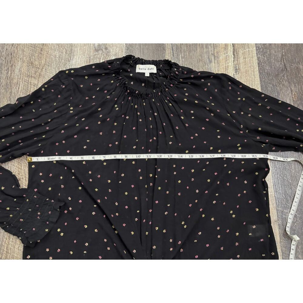 Bella Dahl Black Floral Tie Front Smocked Neck Blouse Rayon Top Womens Large L‎ - Picture 7 of 9